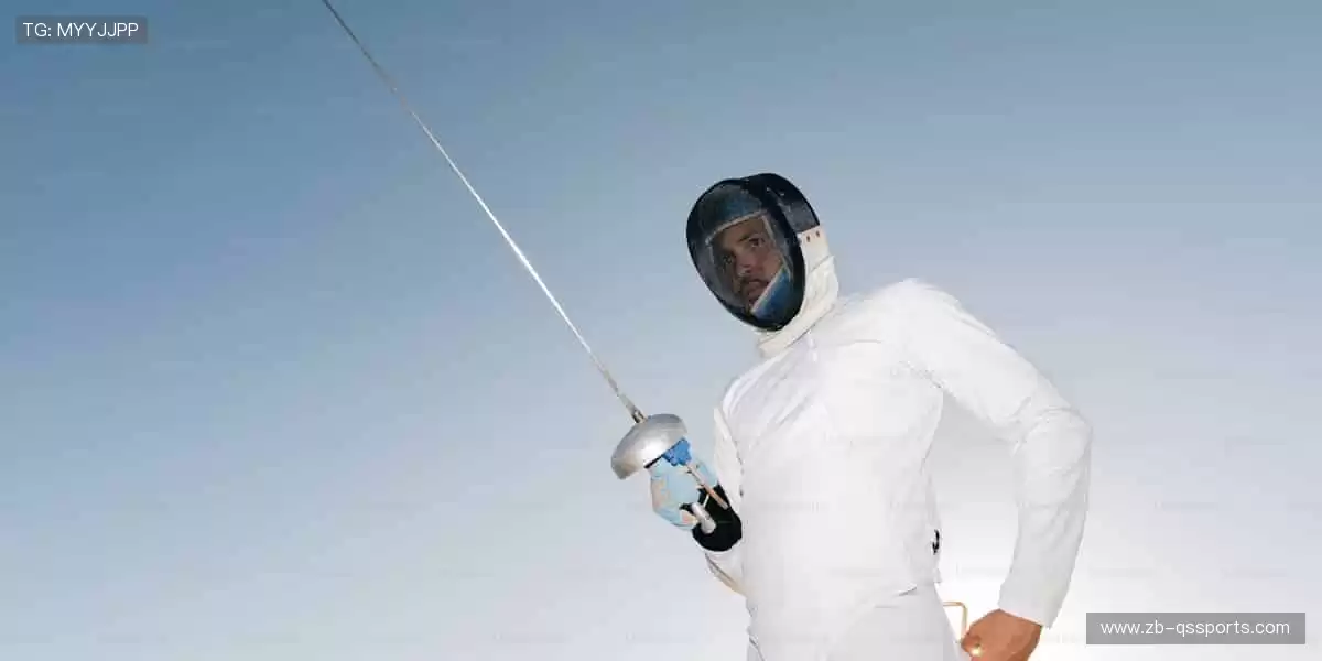 赛场瞬息万变，直播分秒必争！🏀